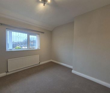 2 bedroom semi-detached house to rent - Photo 5