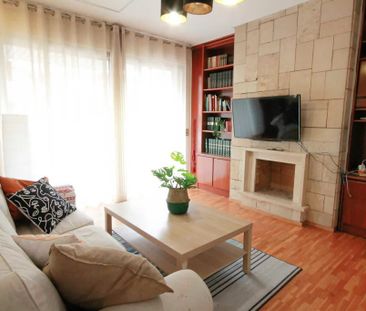 Carrer de Girona, Barcelona, Catalonia 08037 - Photo 2