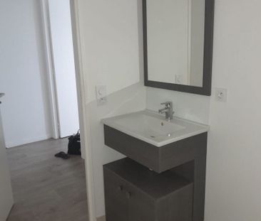 Appartement 1 pièce de 28 m² à Évry (91000) - Photo 4