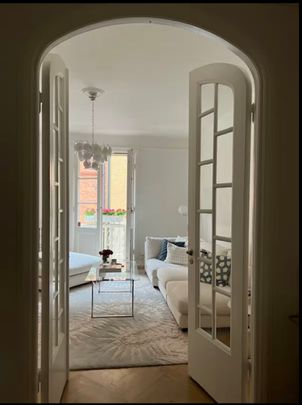 Jungfrugatan, Stockholm - Photo 1