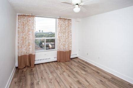 For Lease - 3120 Kirwin Avenue Unit# PH 6, Mississauga, Ontario - Photo 4
