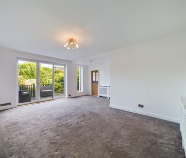 4 bedroom detached bungalow to rent - Photo 4