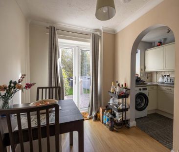 2 bedroom terraced house to rent - Photo 4