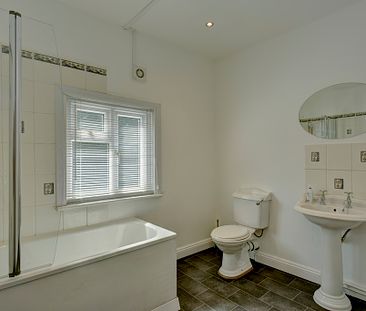 1 bed house share to rent in Albemarle Road, Taunton, TA1 - Photo 5