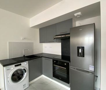 Location Appartement 2 pièces 42m² ASNIERES SUR SEINE 92600 - Photo 4