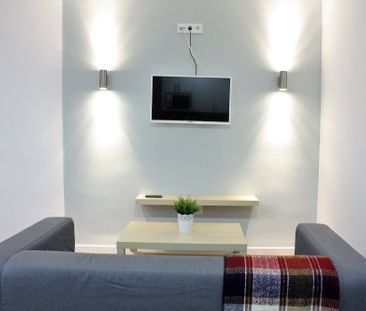 Cozy room in Valencia street - Photo 2