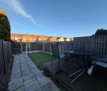 2 bedroom terraced house to rent - Photo 3