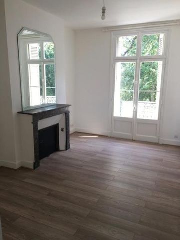 Location Appartement 2 pièces 39m² TOURS 37000 - Photo 2