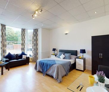 Studio to rent - Photo 2