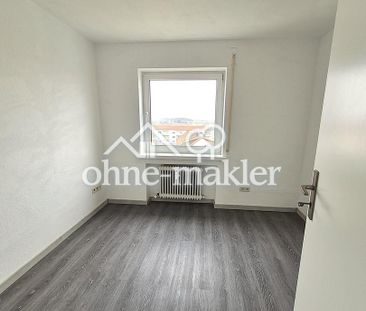 Lichtdurchflutete 4-Zimmer-Wohnung mit Penthouse-Feeling und Seesic... - Foto 2