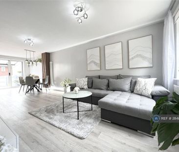 3 bedroom terraced house to rent - Photo 1