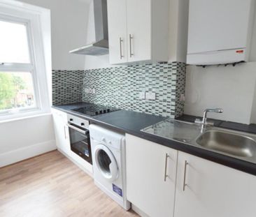 2 Bed Flat, Goldsmiths Row, E2 - Photo 2