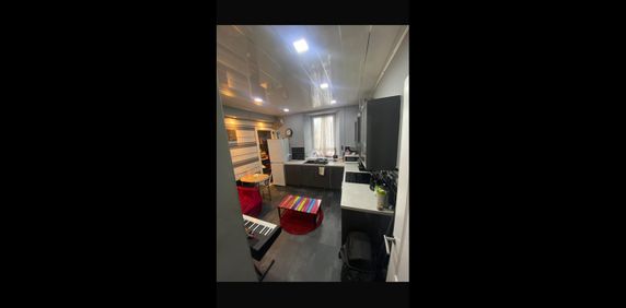 1 Bed Flat, Menzies Road, AB11 - Photo 2