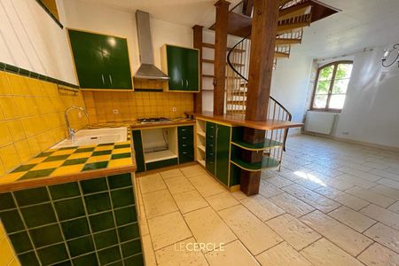 Maison 2 pièces 65 m2 habitable Senlis, - Photo 2