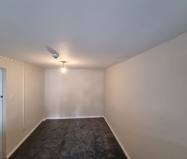 Bedsit, Broxholm Road, SE27 - Photo 6