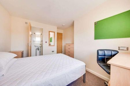 Crossways, Canterbury, CT2 - Photo 3