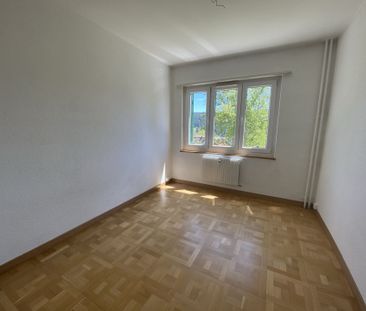 Tramelan, beautiful 4.5 room apartment on the ground floor with bal... - Photo 3