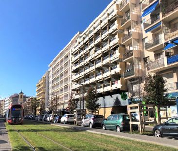 Location Appartement 1 pièce 20m² NICE 06000 - Photo 6