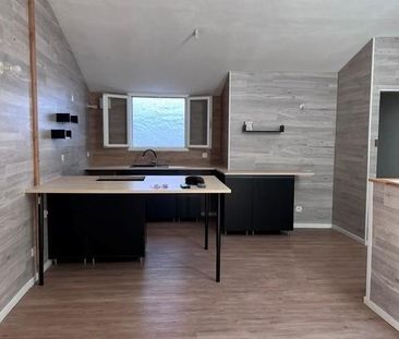 Location Appartement 3 pièces 61m² CABASSE 83340 - Photo 3