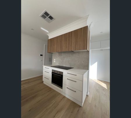 2/10 Giovanna Court, Irymple, Vic 3498 - Photo 5