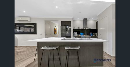 Gorgeous home - Great Location - Photo 4