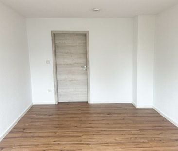 Modern renovierte 3-Raum-Wohnung in Wilkau-Haßlau! - Foto 1