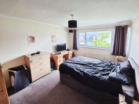 3 bedroom end of terrace house to rent - Photo 5