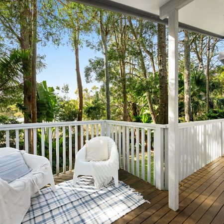 Contemporary 2 bedroom beach cottage - Photo 3