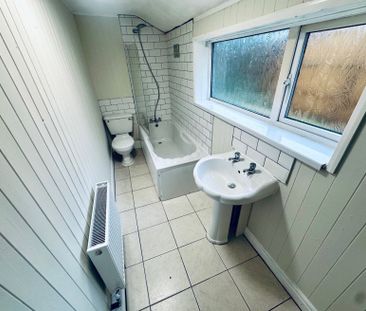 Bank Street - Photo 6