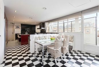 Impresionante ático en alquiler con parking en Pedralbes, Barcelona