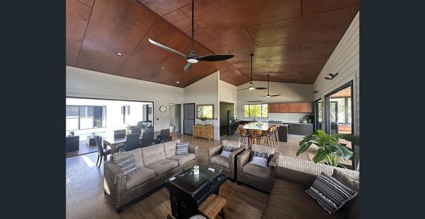 GOLD COAST WATERFRONT ISLAND LIVING WITH YOUR OWN PONTOON - Photo 1