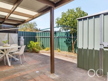 Open the Door To Effortless Style and Everyday Convenience - Photo 3