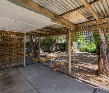 Spacious Character Home in Prestigious & Sort Out Area - Photo 6