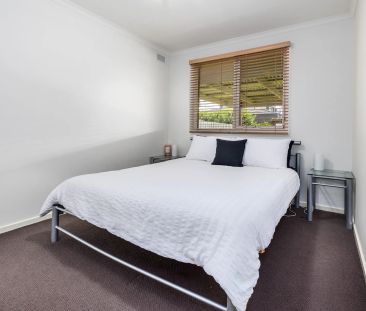 Beautiful Fully Furnished home! - Photo 5