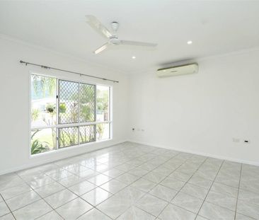 3 Bedroom Fully Airconditioned - Large Garden Shed - Side Access - Photo 5