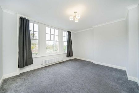 3 bedroom flat to rent - Photo 5