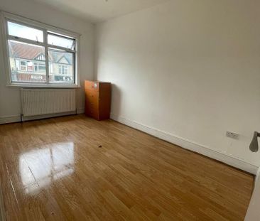 5 bedroom flat to rent - Photo 2