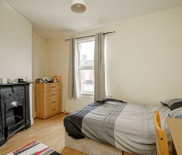 🏡 HMO Property in Tottenham, N17 🏡 - Photo 2