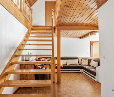 Charmante 4.5-Zimmer-Maisonettewohnung am Dorfplatz in Reigoldswil - Photo 1