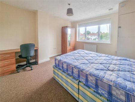 4 bedroom terraced house to rent - Photo 5