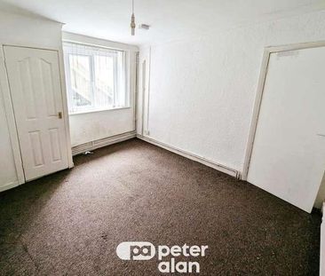 Clytha Square, NP20 - Photo 6