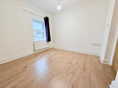 2 bedroom house to rent - Photo 3