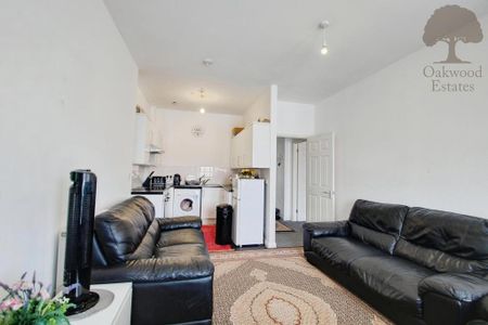 1 bedroom flat to rent - Photo 3