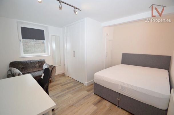 Hartley Avenue - Photo 1