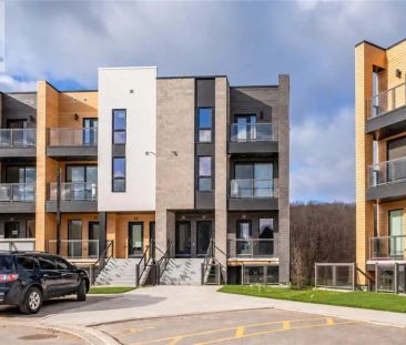 261 WOODBINE Avenue Unit# 36 — 2 Bedroom - Photo 1