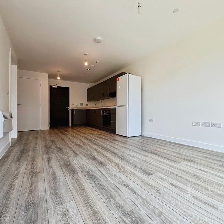 1 bedroom flat to rent - Photo 1