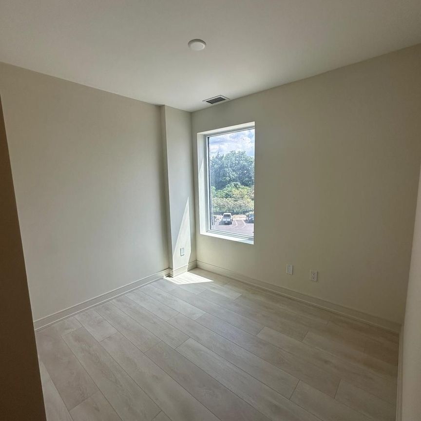 For Lease - 8010 Derry Road Unit# 204, Milton, Ontario - Photo 1