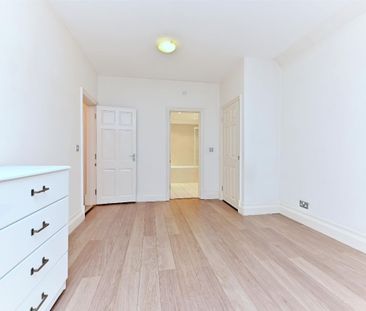 Wadham Gardens, Primrose Hill, London NW3 - Photo 5