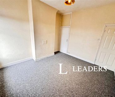 2 bedroom house to rent Warrington Road, Stoke-on-Trent, Staffordsh... - Photo 6