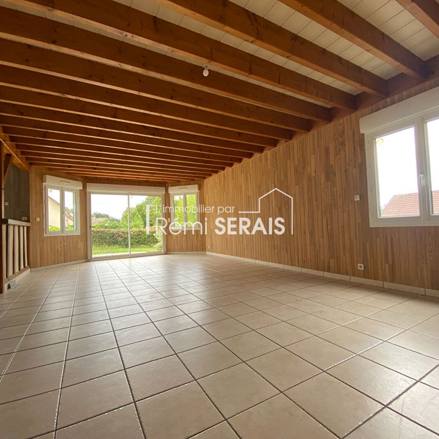 Location Maison 7 pièces 169m² - Photo 1